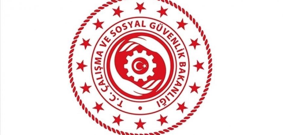 Bakanlık deprem b&ouml;lgesine verilen destekleri ve sigorta kolaylıklarını a&ccedil;ıkladı