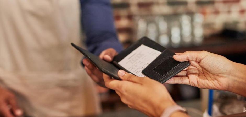 Servis &uuml;cretini kaldırıp 1.500 TL zam yaptı! Bakanlık devreye girdi...