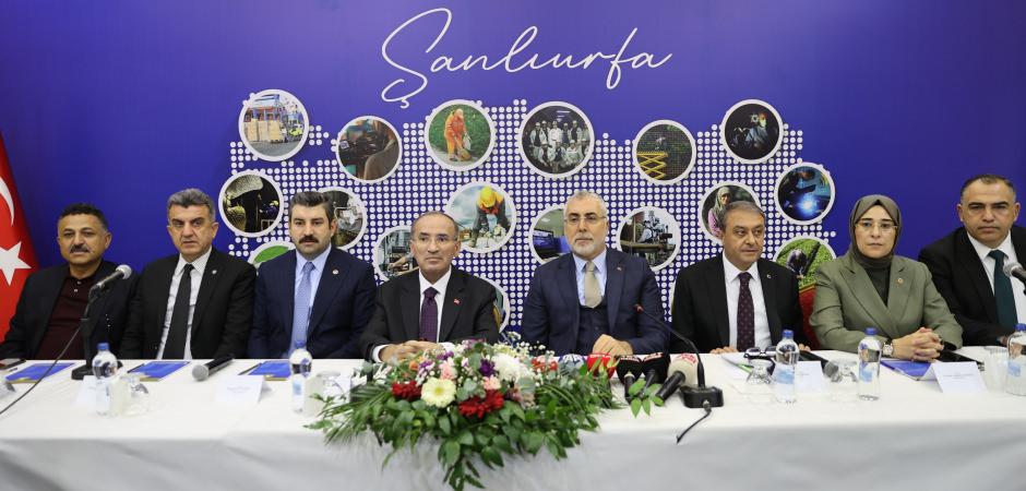 Kritik şart kaldırıldı: SGK bor&ccedil;ları i&ccedil;in yeni d&uuml;zenleme