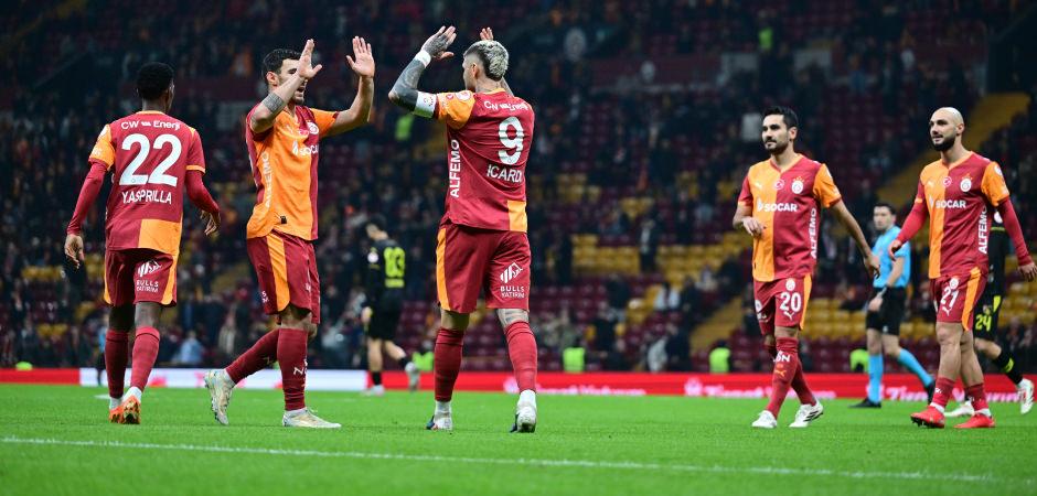 Kupada Aslan şov! Galatasaray fişi ilk yarıda &ccedil;ekti