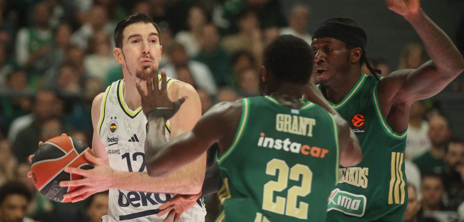 Fenerbah&ccedil;e, Yunan takımını son saniyede yıktı