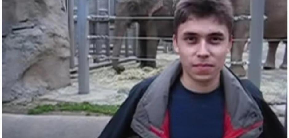 M&uuml;zelik eşya oldu! YouTube'a y&uuml;klenen ilk video satıldı!