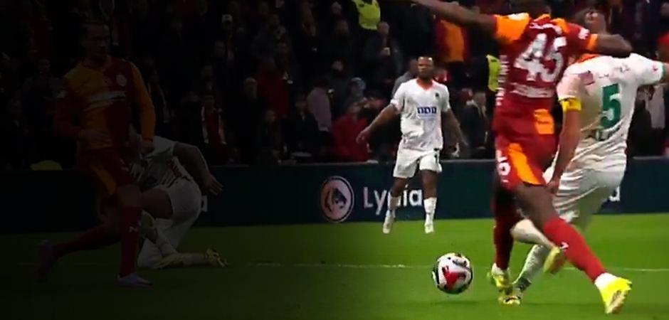 RAMS Park'ta tartışmalı kararlar! Galatasaray penaltı bekledi