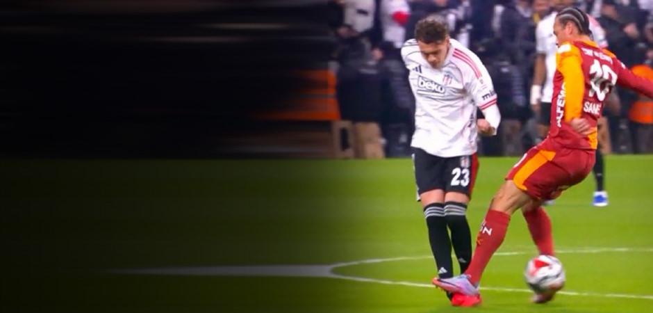 Beşiktaşlıları ayağa kaldıran pozisyon! Kırmızı kart beklediler hakem kararından d&ouml;nmedi