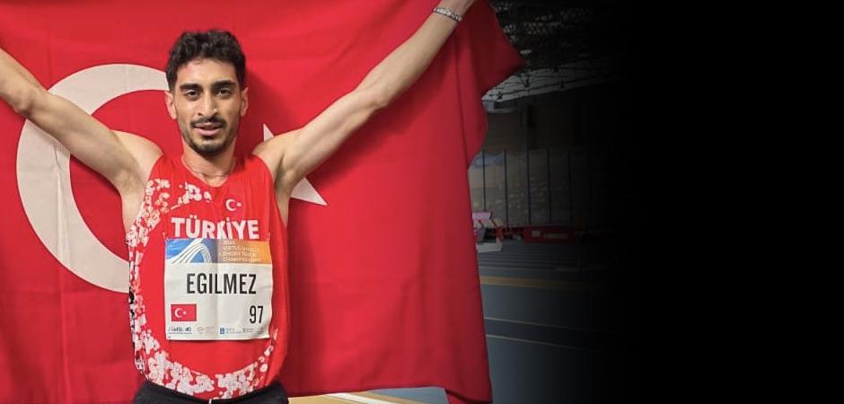 Milli sporcu Mehmet Emin Eğilmez, İspanya'da g&ouml;ğs&uuml;m&uuml;z&uuml; kabarttı! D&uuml;nya &uuml;&ccedil;&uuml;nc&uuml;s&uuml; oldu