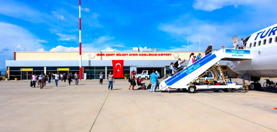 Savaş bir &uuml;lkeye daha sı&ccedil;radı, Rota T&uuml;rkiye'ye &ccedil;evrildi! O ilimizde hava hareketliliği