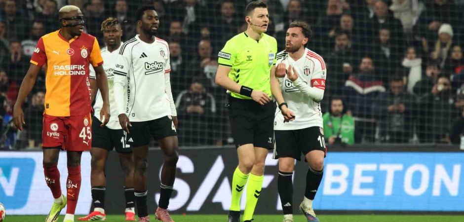 Derbi sonrası Beşiktaş'tan gece yarısı olay a&ccedil;ıklama!