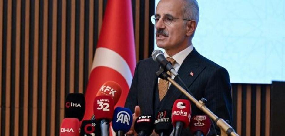 Bakan Uraloğlu'ndan H&uuml;rm&uuml;z Boğazı a&ccedil;ıklaması: B&ouml;lgeyi takip ediyoruz