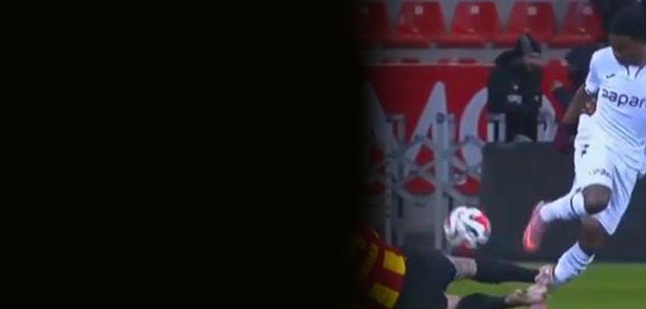 Kayserispor MHK'yı istifaya &ccedil;ağırdı! İşte ma&ccedil;ta yaşanan tartışmalı pozisyonlar