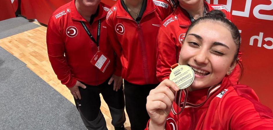 Milli sporcudan Polonya'da altın madalya