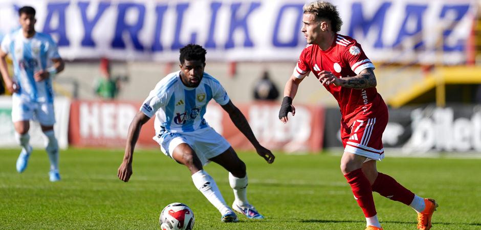 Erzurum İstanbul'da yıkıldı