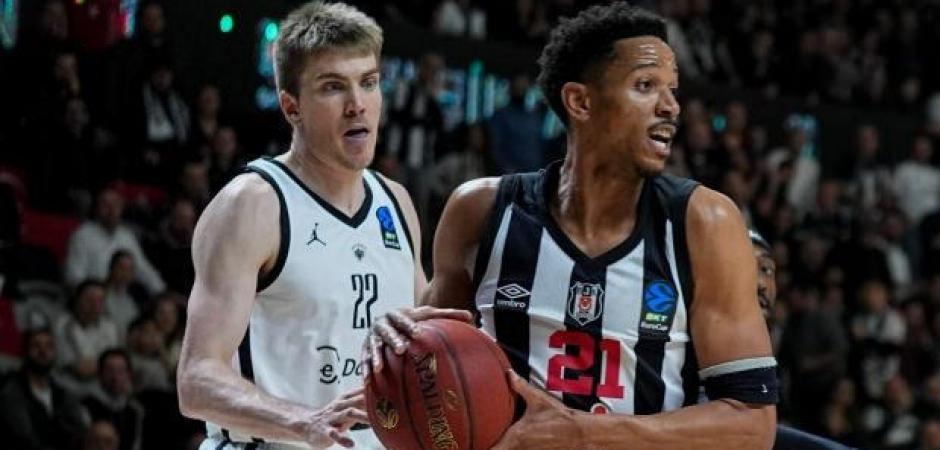 Avrupa'da T&uuml;rk derbisi! Beşiktaş bir sayı farkla yarı finale y&uuml;kseldi