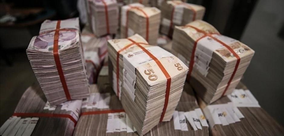 B&uuml;t&ccedil;e şubat ayında 24,4 milyar lira fazla verdi!