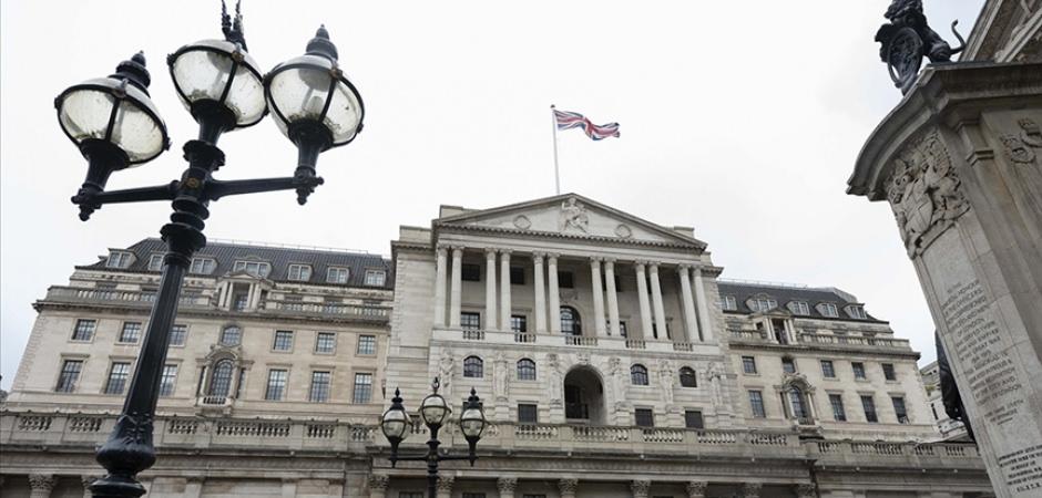 İngiltere Merkez Bankası faizi sabit bıraktı!
