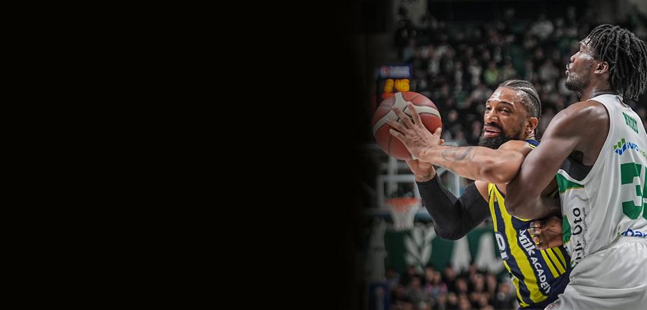 Fenerbah&ccedil;e uzatmalarda yıkıldı! Zirvede puanlar eşitlendi