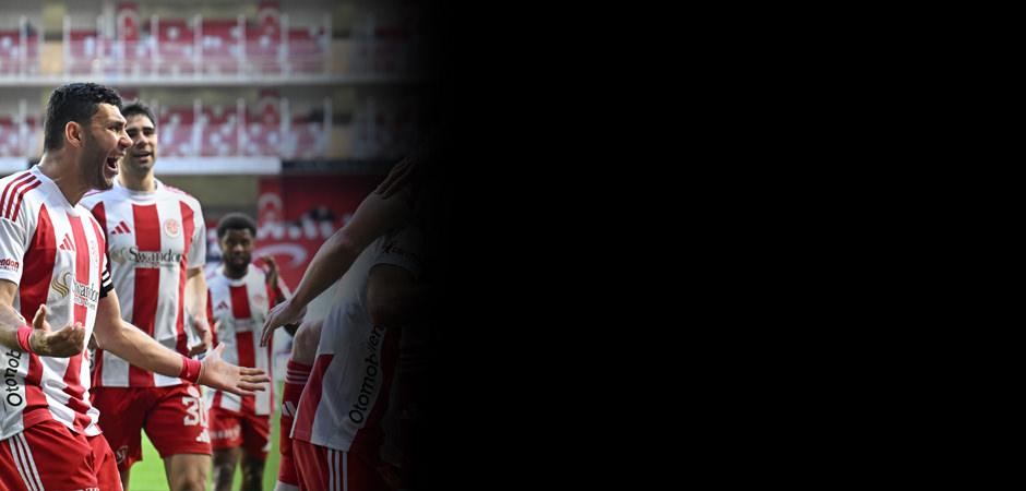 Antalyaspor Ey&uuml;pspor karşısında 3 puanı 3 golle aldı!