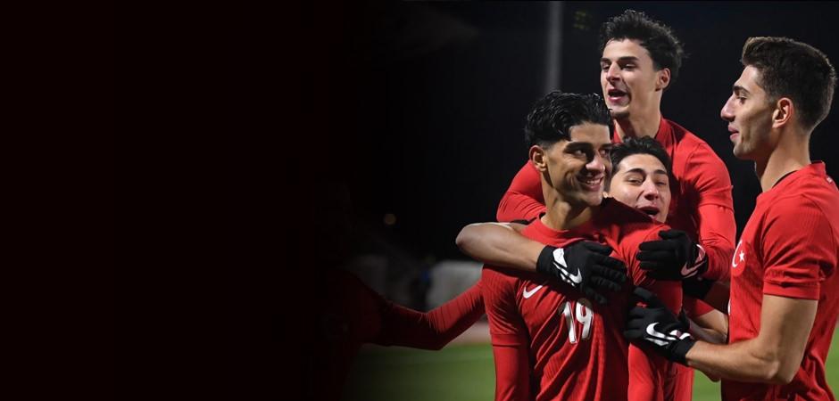 &Uuml;mit Milliler liderliği per&ccedil;inlemek i&ccedil;in sahada: Ma&ccedil; şifresiz