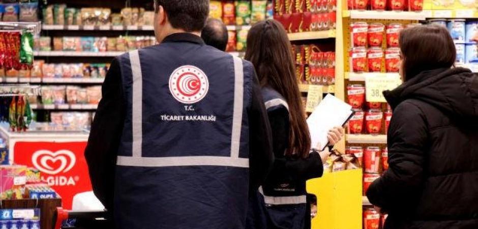 Bakanlık duyurdu! Zincir markette fahiş fiyat skandalı! &Ccedil;ok sayıda &uuml;r&uuml;nde tespit edildi