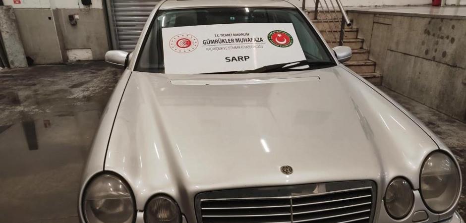 G&uuml;mr&uuml;kler Muhafaza ekipleri, 233 ka&ccedil;ak araca el koydu