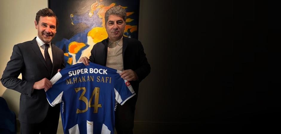 Hakan Safi'den Porto &ccedil;ıkarması! Başkanla bir araya geldi