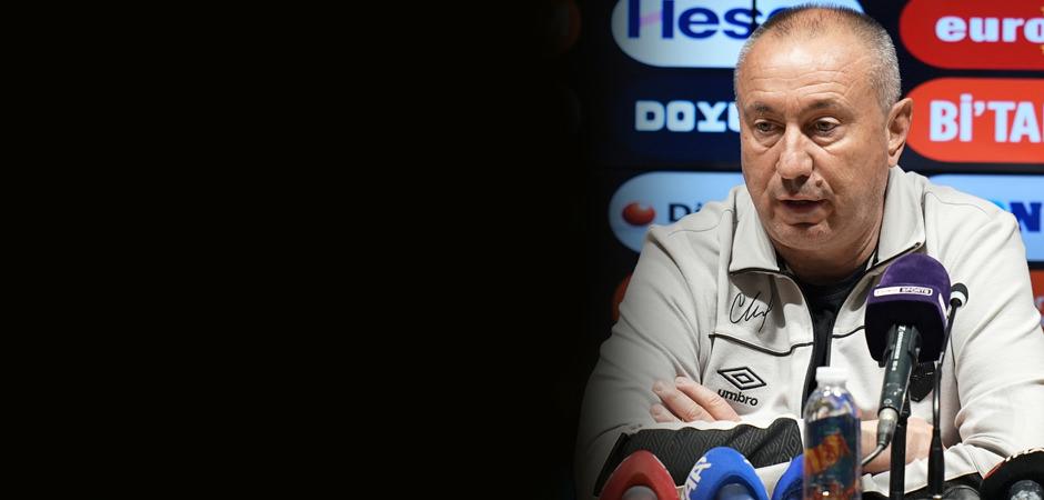 S&uuml;per Lig'de adil rekabet yok diyen Stoilov: Galatasaray'a avantaj sağlandı