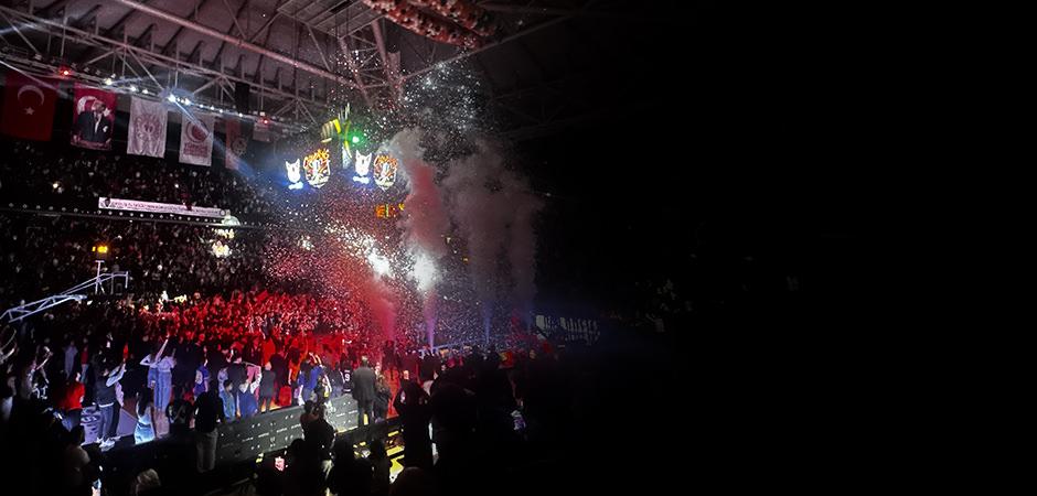 T&uuml;rk basketbolu Avrupa&rsquo;yı sallıyor: 5 kupada şampiyonluk ihtimali