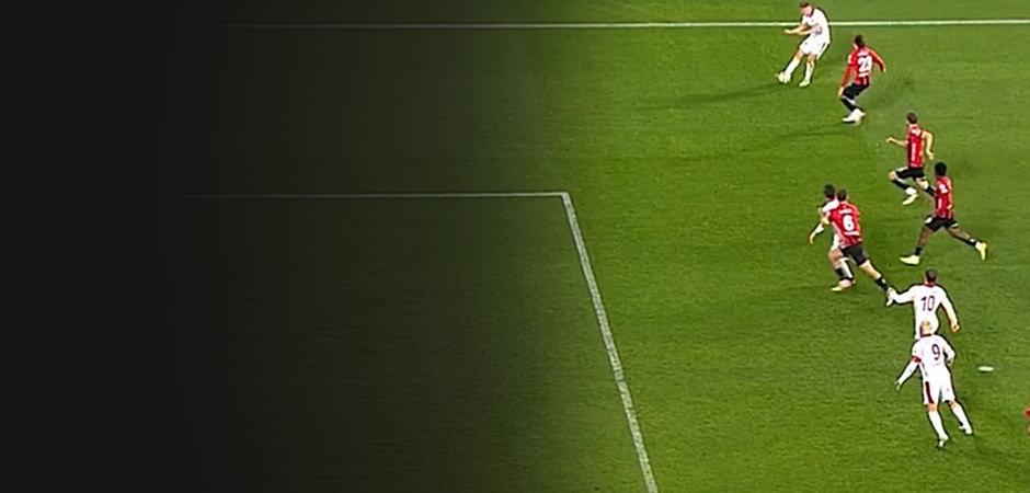 Galatasaray'ın gol&uuml; ofsayta takıldı! Eski hakemler pozisyonu yorumladı