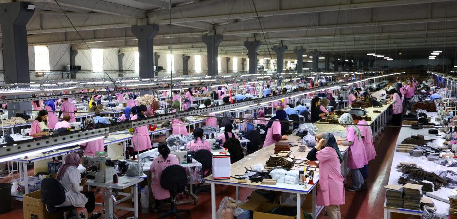 D&uuml;nyada 3'&uuml;nc&uuml; T&uuml;rkiye&rsquo;de tek! 800 kadınla zirveye oynuyor