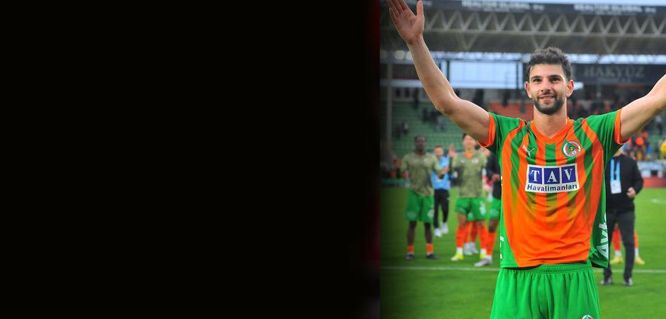 Beşiktaş'ın yeni transferi İstanbul'a geliyor!