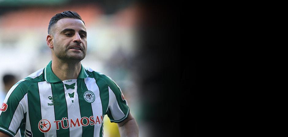 Deniz T&uuml;r&uuml;&ccedil;'&uuml;n konuşması Fenerbah&ccedil;elilerin tepkisini &ccedil;ekti!