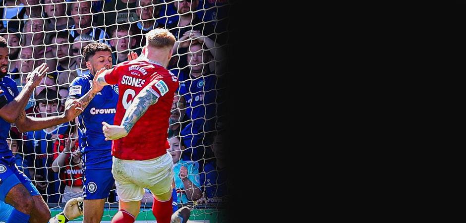 Nefes kesen şampiyonluk m&uuml;cadelesi! 90+5'te gelen kupa 8 dakika sonra el değiştirdi