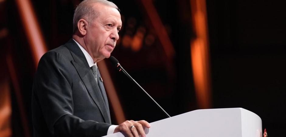 Erdoğan: Meslekler d&ouml;n&uuml;ş&uuml;yor, istihdam alanında ezberler bozuluyor