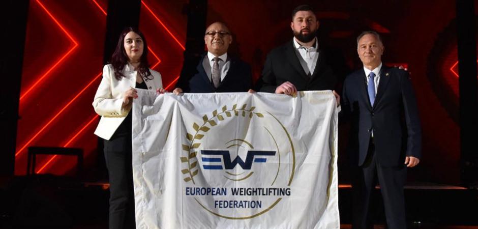 Kıtaya damgasını vuracak 2027 Avrupa Halter Şampiyonası, T&uuml;rkiye'de d&uuml;zenlenecek!