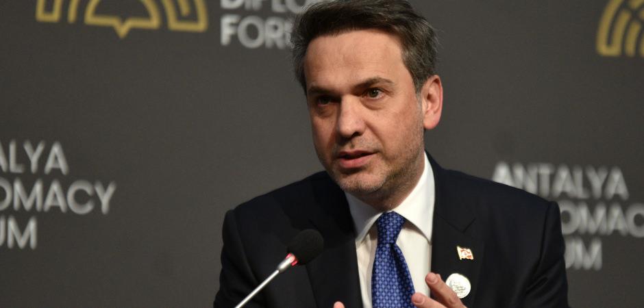 Son dakika haber... Bakan Bayraktar rest &ccedil;ekti: Ben bunlara bir daha ruhsat vermem!