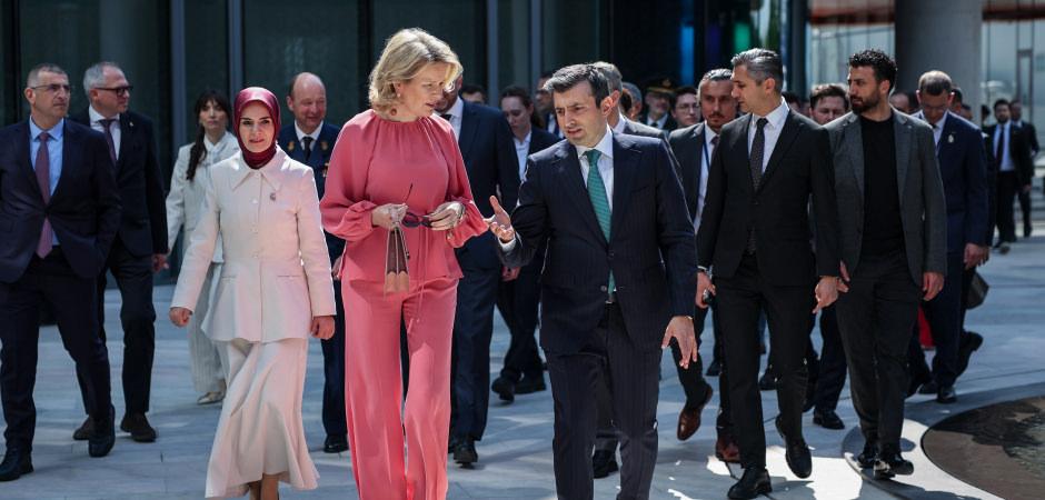 Bel&ccedil;ika Krali&ccedil;esi Mathilde, Baykar'ı ziyaret etti