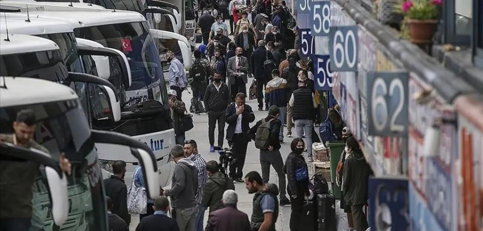 Kurban Bayramı &ouml;ncesi otob&uuml;s biletleri t&uuml;kendi