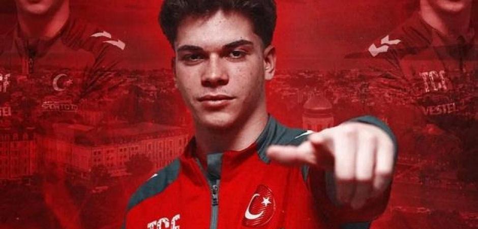 Milli sporcudan Bulgaristan'da altın madalya!