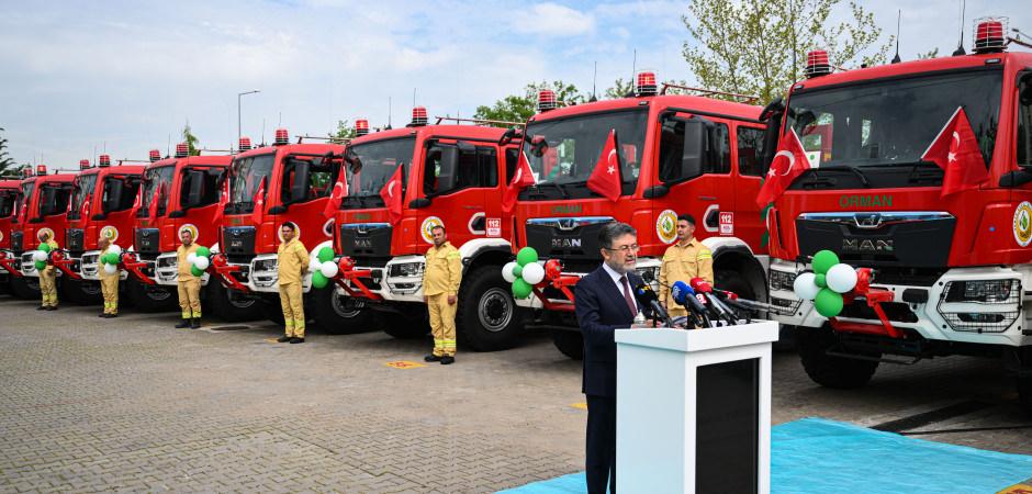 Orman yangınlarıyla m&uuml;cadelede yeni ara&ccedil;lar g&ouml;rev yerlerine uğurlandı