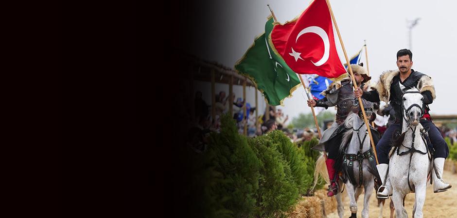 4 g&uuml;n boyunca İstanbul'da k&uuml;lt&uuml;r r&uuml;zgarı esecek! Etnospor Festivali kapılarını a&ccedil;ıyor!