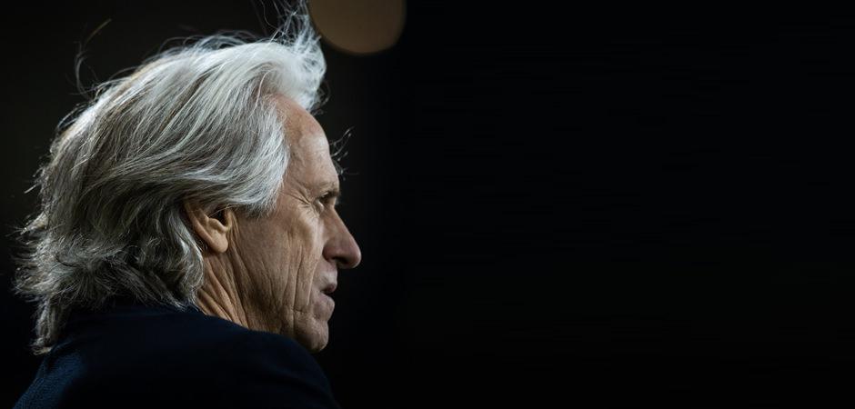 Herkes bu s&ouml;zleri paylaşıyor! Al-Nassr'a veda eden Jorge Jesus'tan Fenerbah&ccedil;e a&ccedil;ıklaması