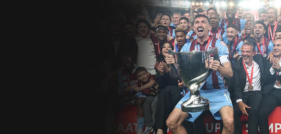 Kaptanın ellerinde y&uuml;kseldi! Trabzonspor, kupasına kavuştu