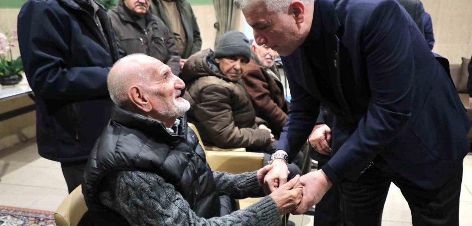 Ticaret Bakanı Bolat, Kurban Bayramı &ouml;ncesinde Dar&uuml;laceze'yi ziyaret etti