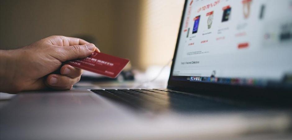 E-ihracatta hedef b&uuml;y&uuml;d&uuml;: Rota 35 &uuml;lke, gelir 6,4 milyar dolar