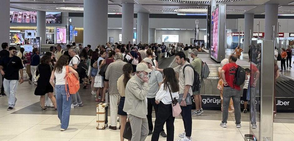 İstanbul Havalimanı'nda yarın g&uuml;nl&uuml;k yolcu ve u&ccedil;uş rekoru beklentisi