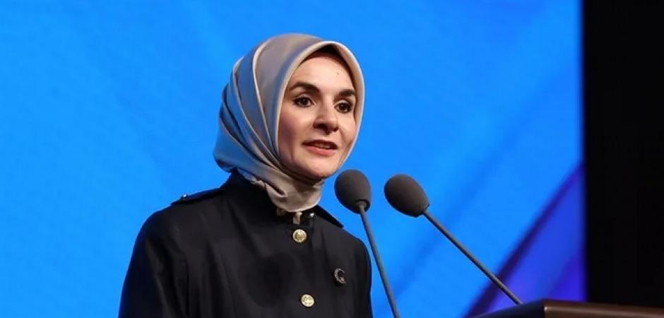 Bakan G&ouml;ktaş K&uuml;resel Kadın Zirvesi&rsquo;nde a&ccedil;ıkladı: Kadın istihdamında hedef y&uuml;zde 40,1