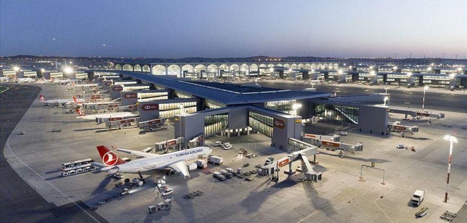 T&uuml;rk havalimanları Avrupa'yı solladı: Dakiklikte ilk iki sıra İstanbul'un