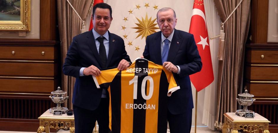 Başkan Erdoğan, Acun Ilıcalı'yı kabul etti
