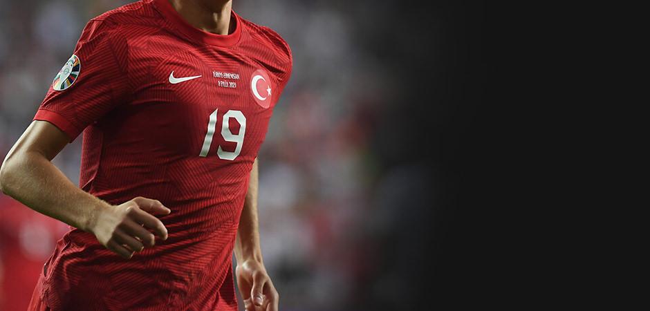 Beşiktaş milli golc&uuml;n&uuml;n peşinde! 15 milyon Euro istiyorlar