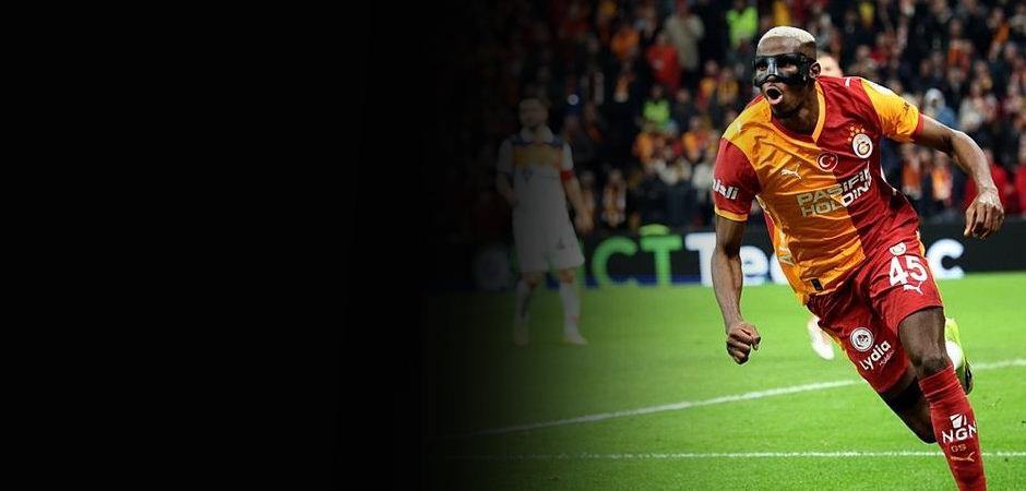 Osimhen'den taraftarların y&uuml;reğine su serpen s&ouml;zler