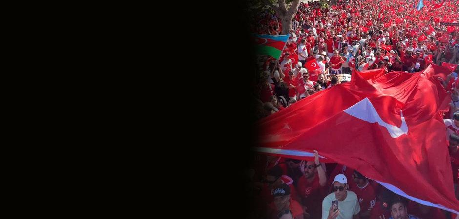  Santa Clara 'Kırmızı-Beyaz!' ABD'de T&uuml;rk y&uuml;r&uuml;y&uuml;ş&uuml; ger&ccedil;ekleşti